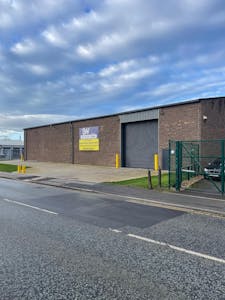 40 Thornes Lane, Wakefield, Industrial / Warehouse To Let - External 3.jpg