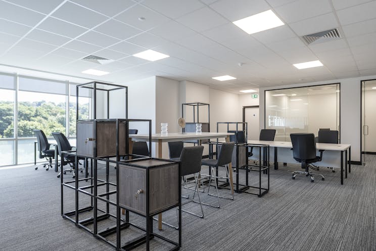 Fourth Floor, Kingsgate House, 62 High Street, Redhill, Offices To Let - IW160625GKA015.jpg