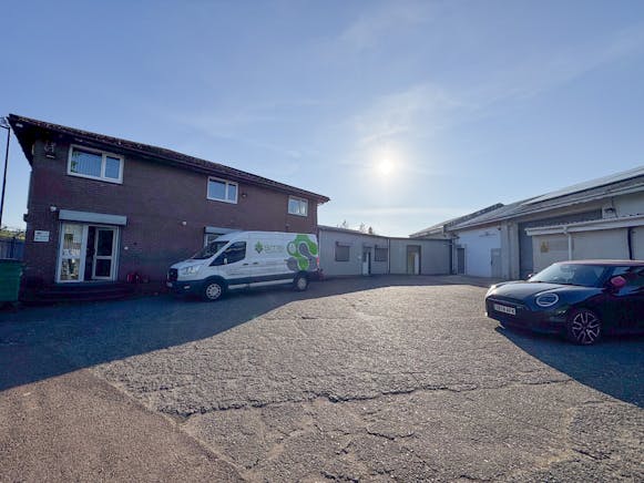Commercial Premises incorporating two storey office and workshop., Glenburn House, Hamilton For Sale - IMG_5455-2.jpg