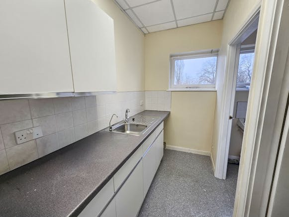 Unit 15 Chiltern Business Village, Uxbridge, Industrial / Warehouse / Industrial / Warehouse To Let - 5.jpg