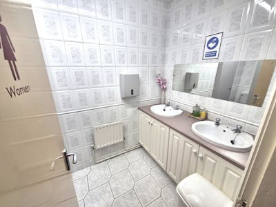 144 Mossley Road, Ashton-under-Lyne, Other For Sale - 20250328_121123.jpg