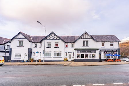 Highly Profitable Highland Inn, Restaurant, Bar and Accommodation, 28 Leven Road, Kinlochleven, Bar / Hotel/guest house / Hotel / Restaurant For Sale - Images Above-100-72.jpg