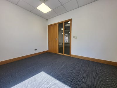 Suite 4 Adelphi House, Dun Laoghaire, Office To Let - 7.jpg