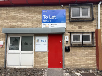 Unit 9, Ynyswen Industrial Estate, Treorchy, Industrial To Let - IMG_1706.jpg
