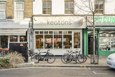 32 Chatsworth Road, London, Investments / Offices / Retail For Sale - 24_42739.JPG - More details and enquiries about this property