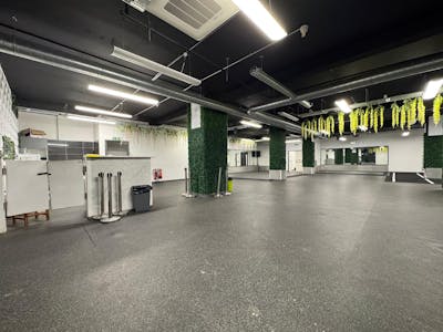 33 Hare Street, London, Retail To Let - IMG20251017WA0027.jpg