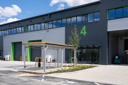 Unit 4, Metroplex Park, Tolworth, Industrial / Warehouse To Let - Metroplex-299.jpg