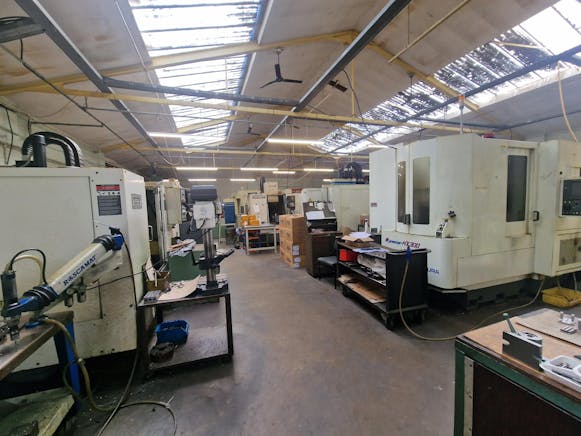 Unit 2 Lennox Road, Basingstoke, Industrial For Sale - 20250516_145051.jpg