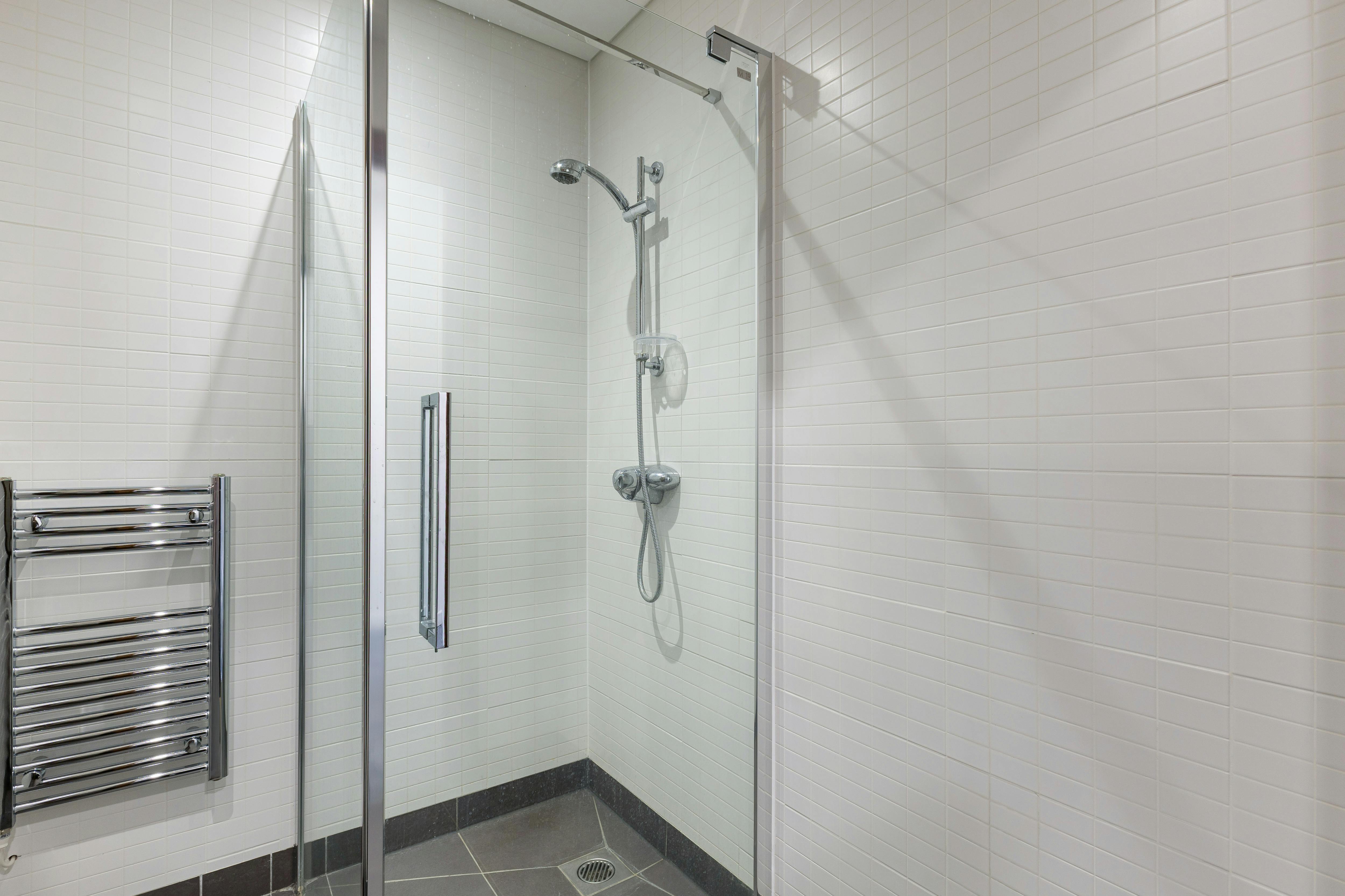 First Floor, Hampden Court, High Wycombe, Offices To Let - 101969_Hampden-Court-Kingsmead-Business-Park (16).jpg