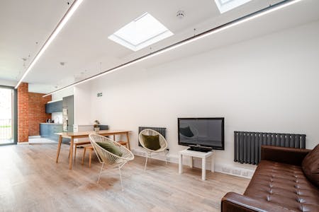 10-12 Bache's Street, London, Office To Let - Baches St 1012  Low Res 2.jpg