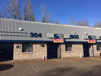 Unit 305, Springvale Industrial Estate, Cwmbran, Industrial To Let - IMG_1106.JPG