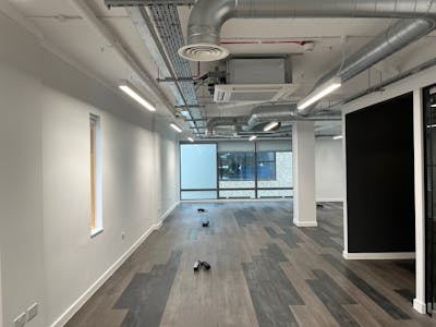 Rochester Mews, Camden, Office To Let - 2.jpg