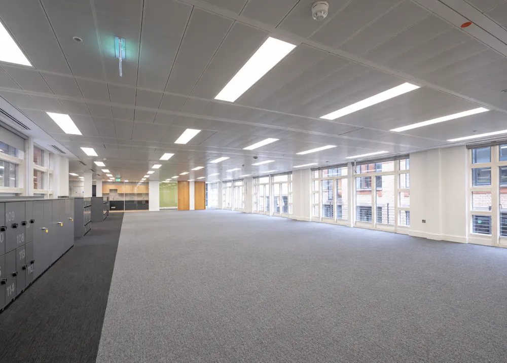 198 High Holborn (The Connection) - 1