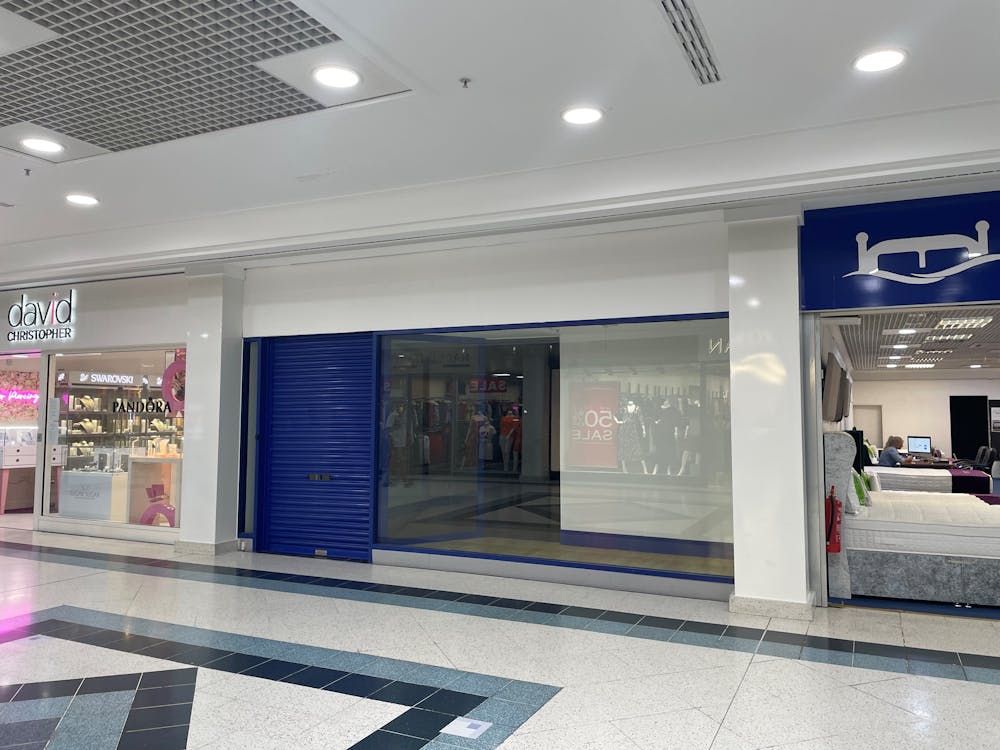 Unit 40 (12 Westbury Mall) Fareham Shopping Centre - Unit 40.jpg