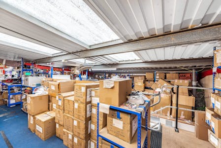 Unit 14 Hawthorn Centre, Harrow, Industrial To Let - 766816 4.jpg