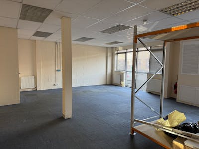 Unit 28 The Metro Centre, Watford, Office / Other / Warehouse To Let - IMG_5456.jpeg