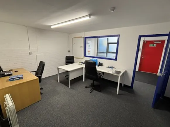 Unit 21 Lion Court, Basingstoke, Industrial To Let - LionCourt,21Picture8 - 17 09 2026.jpg