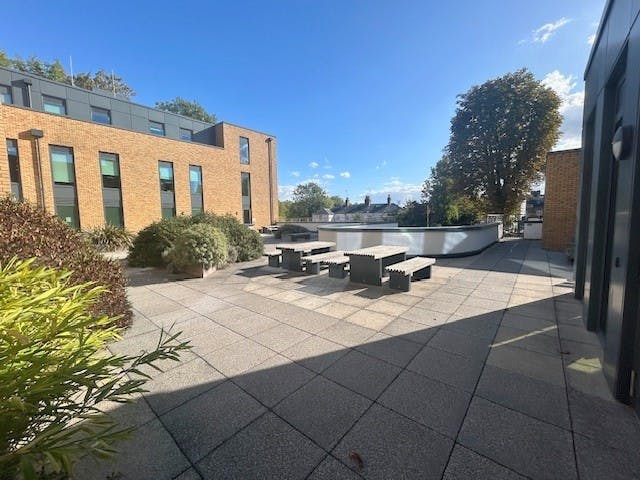 York House, Windsor, Office To Let - Private courtyard again ii.jpg