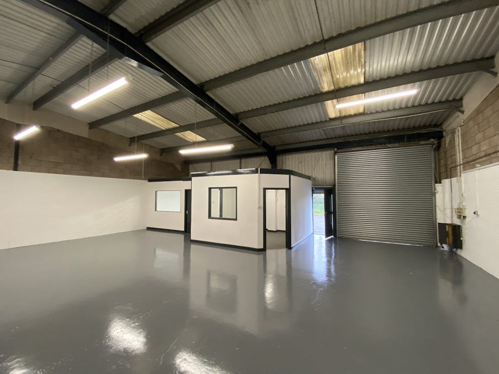 Unit 45, Albion Industrial Estate - Image 2