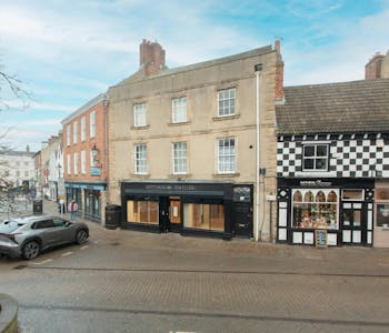 6 Market Place, Knaresborough, Retail To Let - 6 MS.jpg