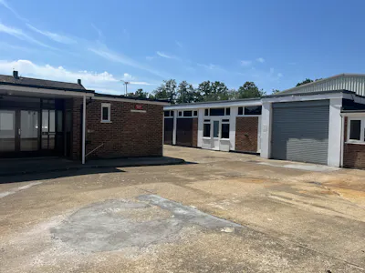 Linchmere Place, Ifield, Crawley, Industrial / Light Industrial To Let - WEB IMG_0767.JPG
