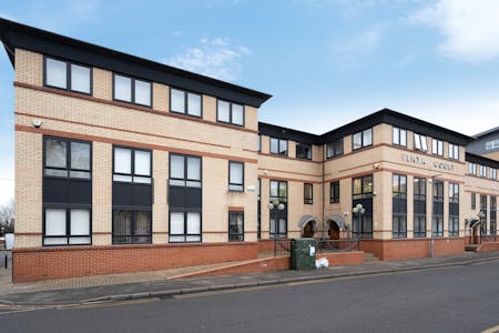 2 Penta Court, Borehamwood, Office To Let - 679121cfedda21238026 1.jpg