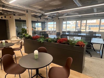 Friary Court, Guildford Surrey, Office To Let - 7.jpg