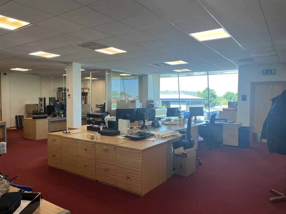 Accent House, Triangle Business Park, Quilters Way, Aylesbury, E (Commercial / Business / Service) / Office To Let / For Sale - IMG_3522.JPG