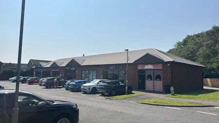 1B Follyburn Place, Livingston, Retail - Out Of Town To Let - PHOTO-2026-08-04-20-10-55 4.jpg