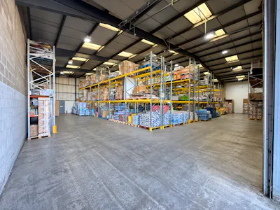 Unit 3 Victory Way, Heston, Industrial/Logistics / Industrial / Warehouse Lease Assignment - 9e3953b6-a2ba-40f2-9af5-4eedbca4d5fe.png
