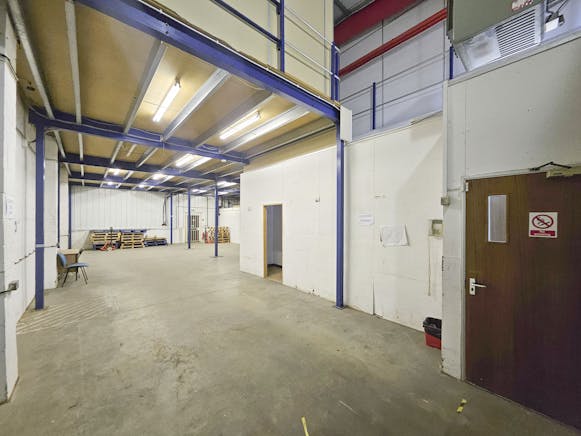 Unit 2 AMC Business Centre, Park Royal, Industrial / Warehouse To Let - 3.jpg
