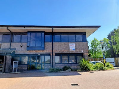Unit 2b Kingfisher House, Northwood Park, Gatwick Road, Crawley, Office To Let - 20260427_123403~2.jpg