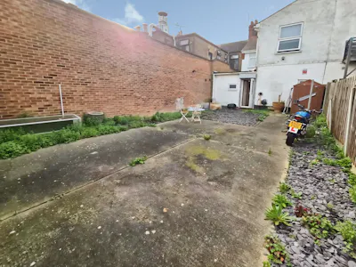 Rear of 721 London Road, Westcliff-on-Sea, Yard To Let - 2b7d2e74-WhatsApp 20Image 202026-03-06 20at 2009..39.jpeg