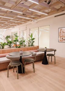 40 Leadenhall Street, London, Office To Let - HuckletreeLeadenhallOpening-OliviaChenery-2.jpg
