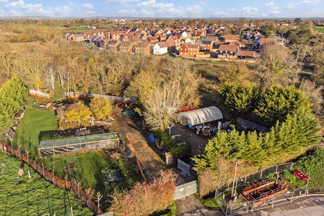Storage Yard, Old Risborough Road, Aylesbury, Land To Let - 100535_Storage Yard at Old Risborough Road4.jpg