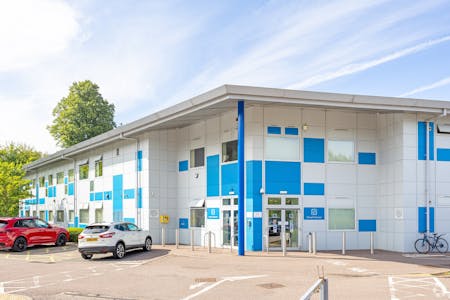 Newark Beacon, Cafferata Way, Newark, Managed Office To Let - Cafferata-Way-Newark-Building-Photo-1-LargeHighDefinition.jpg