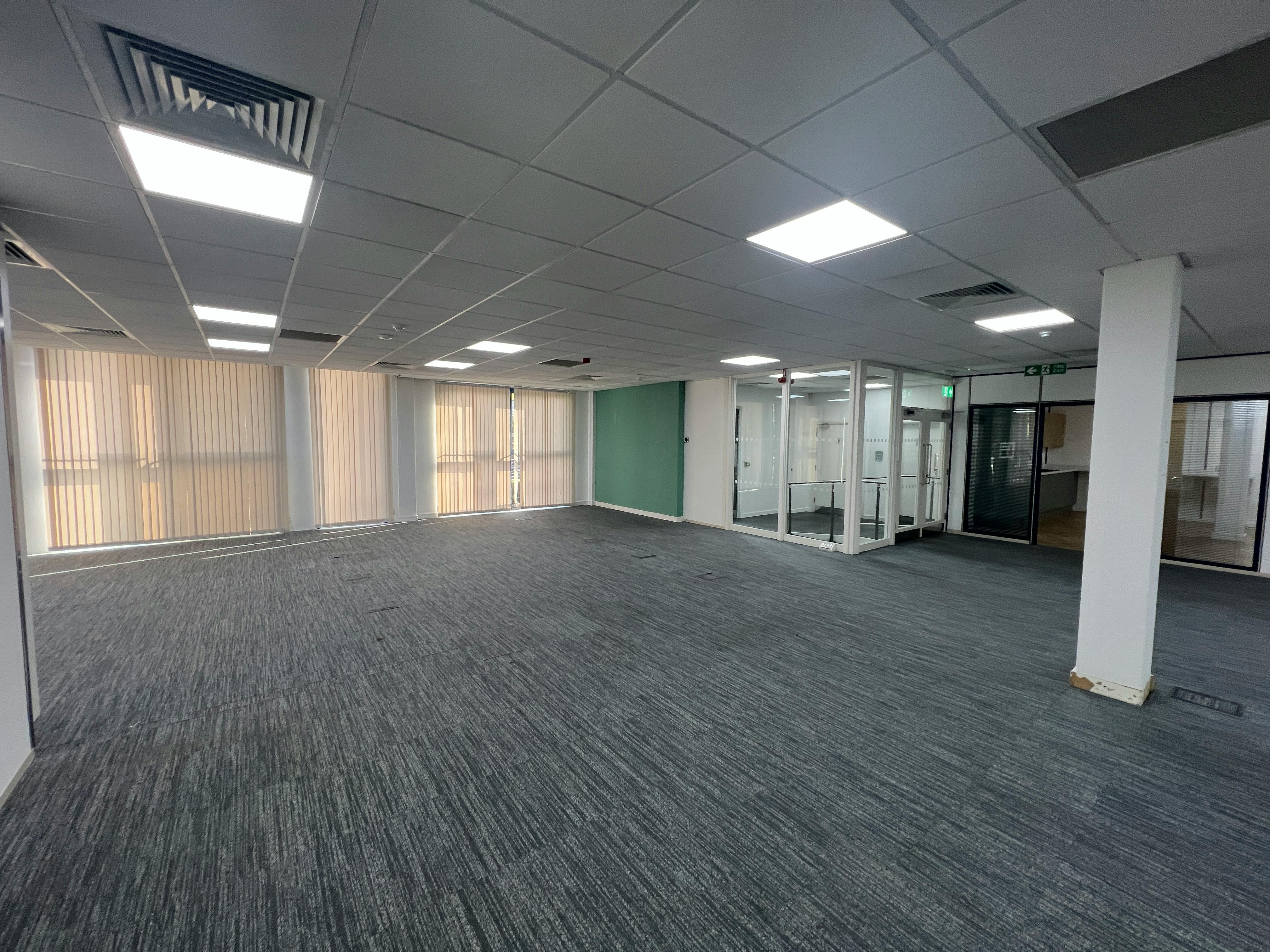 Office in Portsmouth - photo 4