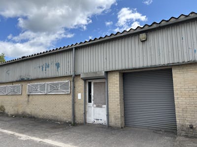 Unit 11, Sirhowy Hill Industrial Estate, Tredegar, Industrial To Let - IMG_2884.jpg