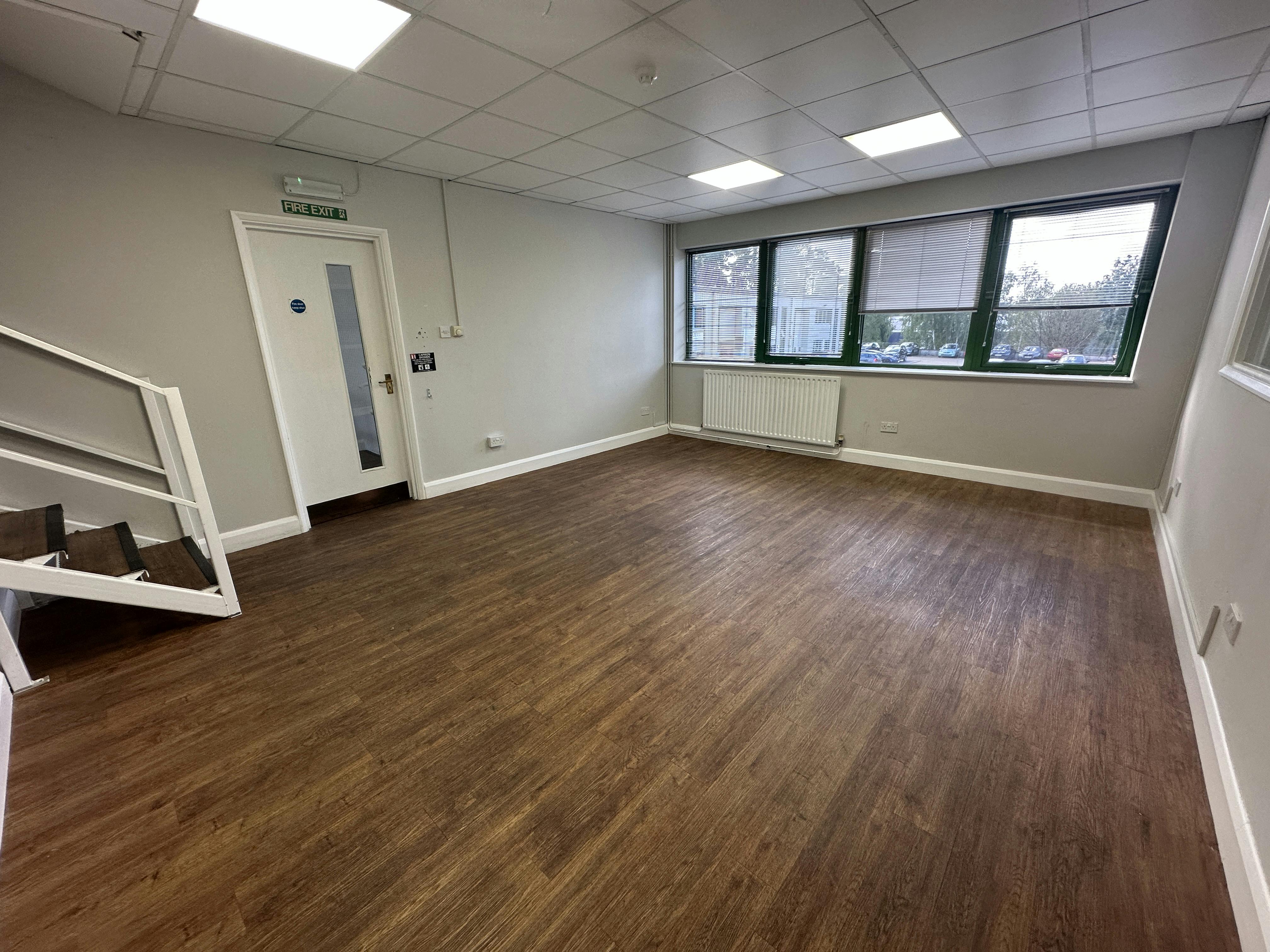 17 Highview Business Centre, High Street, Bordon, Investments / Industrial / Warehouse To Let / For Sale - IMG_9552.JPG