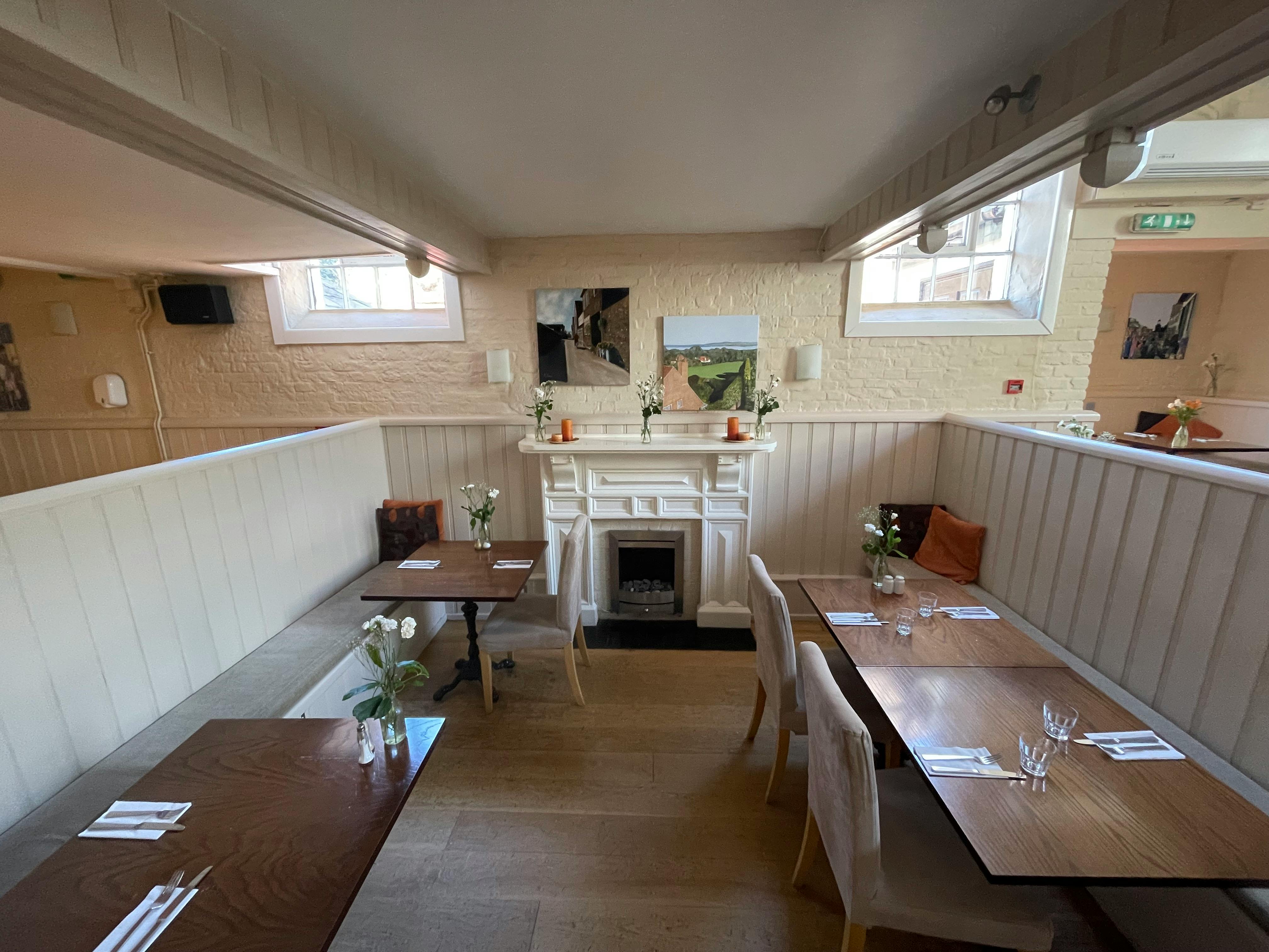 Retail/Shop in Lymington - photo 2