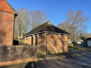 Former toilet block, Gammons Way, Sedlescombe, Leisure / Office / Retail To Let - IMG_1358.JPEG