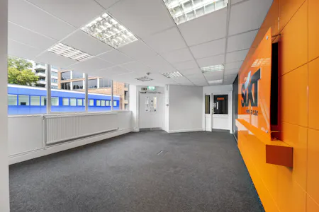 1 Brewery Road, London, Distribution Warehouse / Industrial To Let - 2R7A7241.jpg