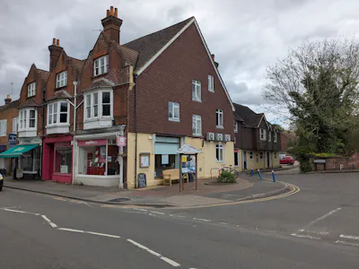 14, High Street, Bramley, Office To Let - PXL_20260417_121200650.MP.jpg