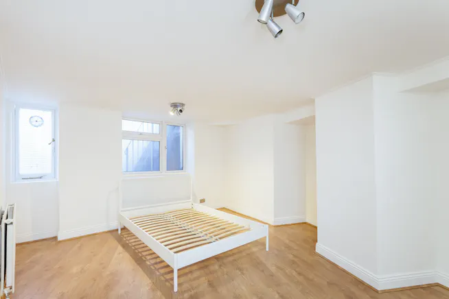 117 Malden Road, London, Investment For Sale - 111220178_CHRC_117 Malden Road  _NW5 4HS_004.jpg