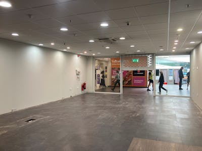 Bristol-Clifton Down, Unit 12, Clifton Down Shopping Centre, Bristol, Retail / Shopping Centre To Let - Unit 12 Clifton Down SC2.jpg
