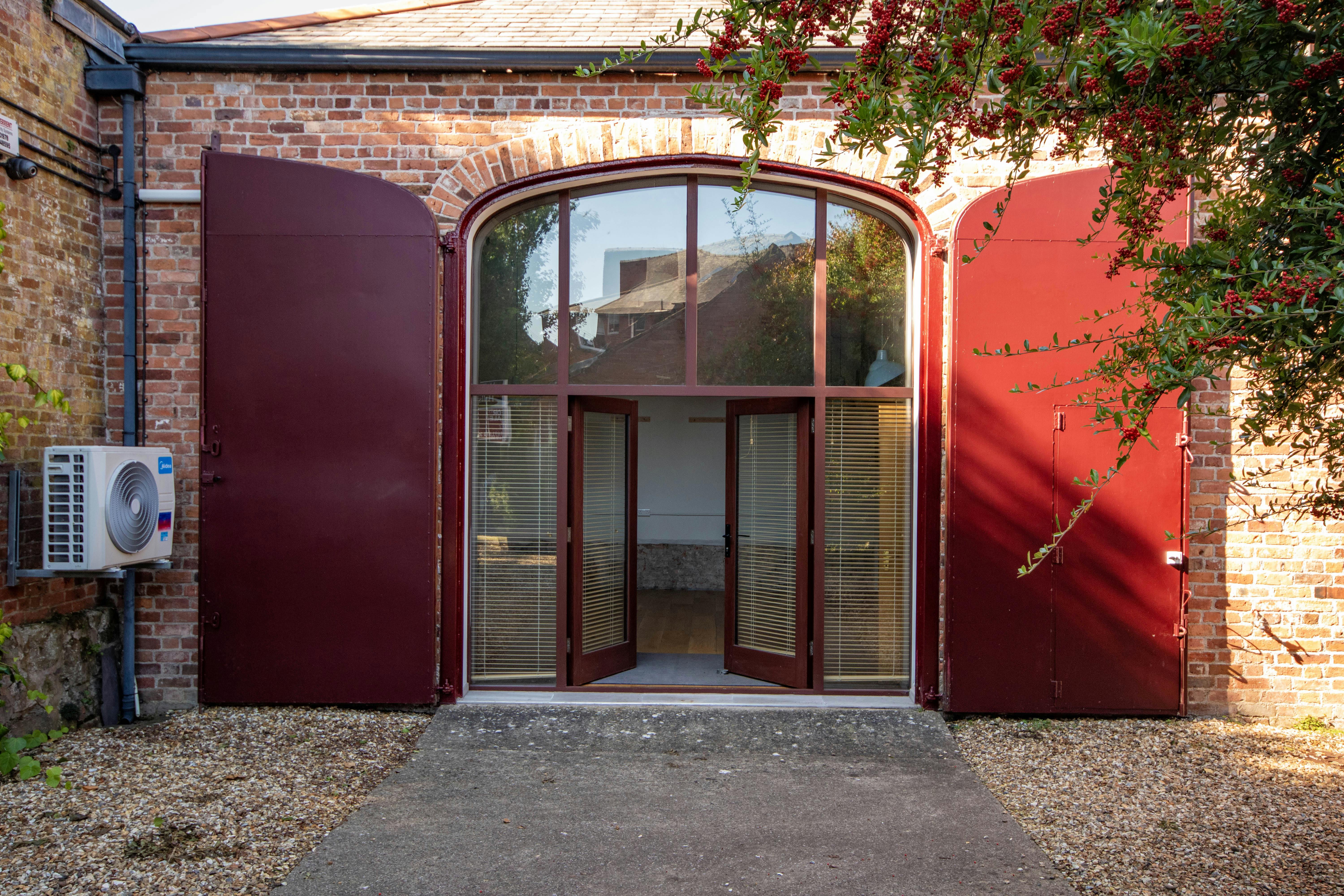 The Old Smithy, Church Street - 4