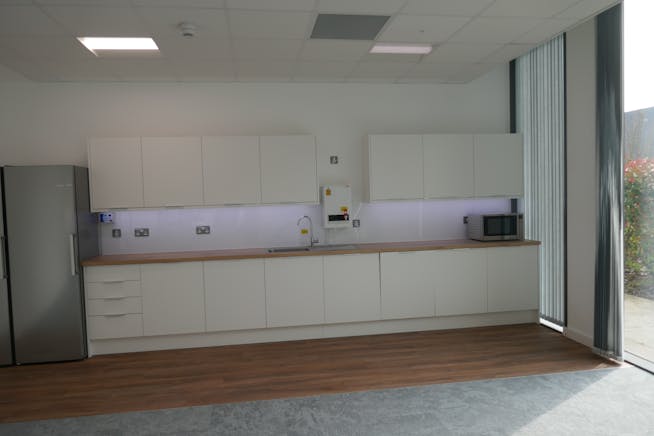 Nexus, Ground Floor Suite, Harlow Innovation Park, Harlow, Offices To Let - P1060785.JPG