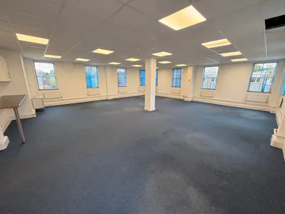Suite F, Spa House, 69 Southend Road, Hockley, Office To Let - WhatsApp Image 2026-06-02 at 09.01.07.jpeg