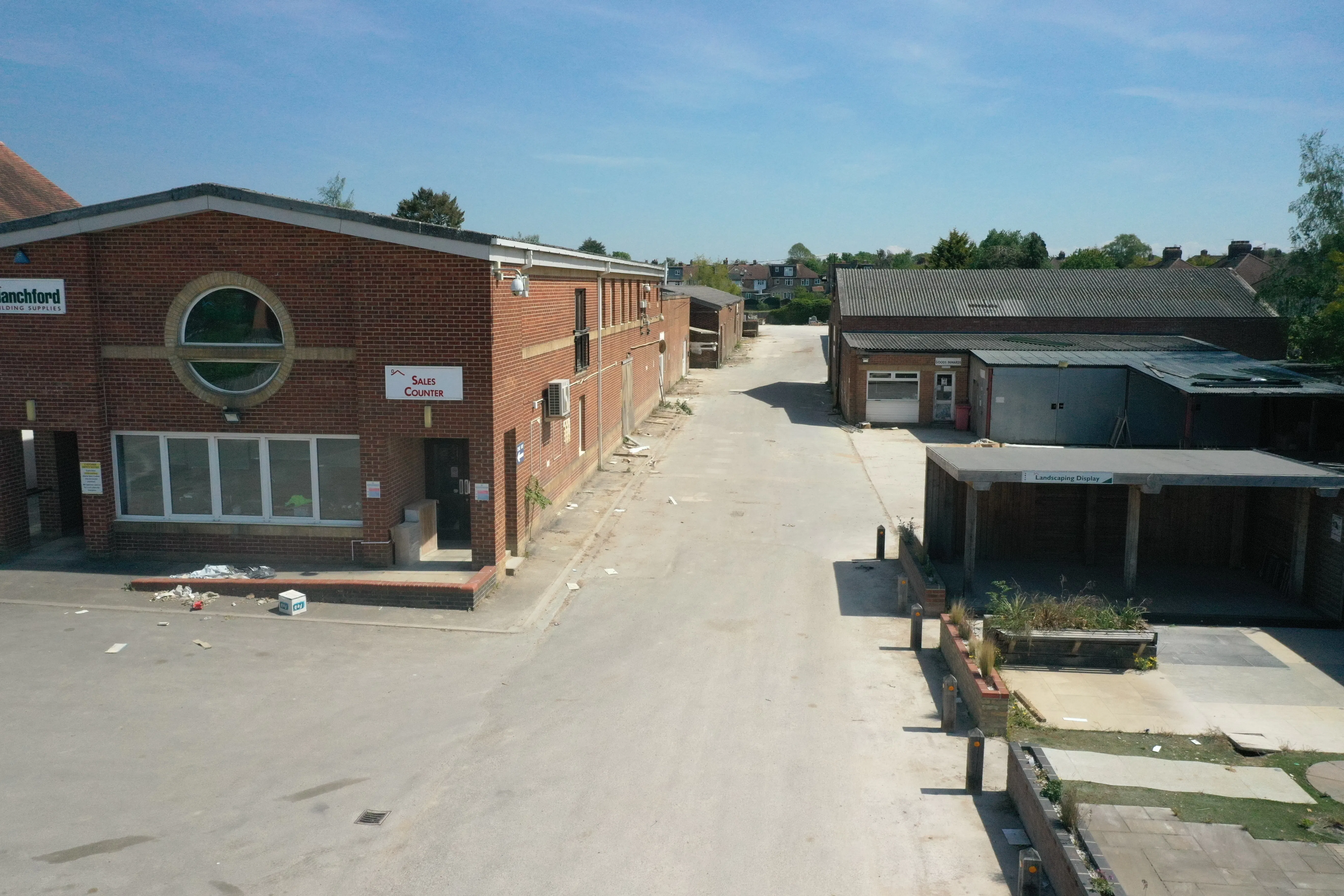 59 Windmill Road, Oxford, Industrial To Let - DJI_0432.JPG