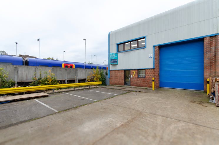 Unit 7 Station Industrial Estate, Wokingham, Industrial / Warehouse To Let - StationRd-Unit7-ThreeSixtyGroup-5.jpg